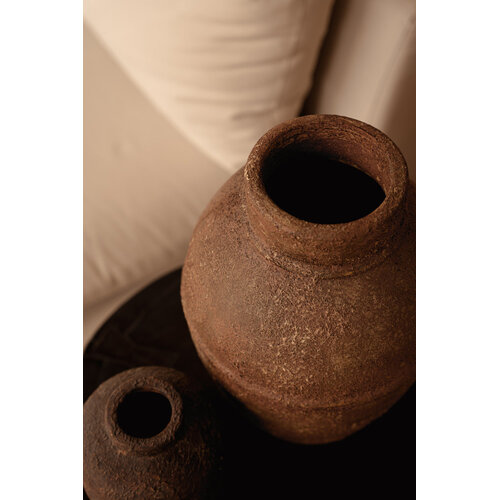 Bazar Bizar Antwerp De Amphora Rustica Vaas - Terracotta - L Bazar Bizar Antwerp De Amphora Rustica Vaas - Terracotta - L
