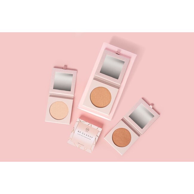 Maria Malki Cosmetics  “ Goddess “ Be Glassy highlighter