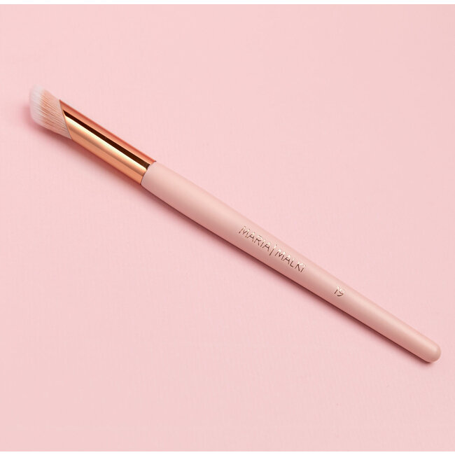 Maria Malki Cosmetics  Angled Concealer Brush n.19