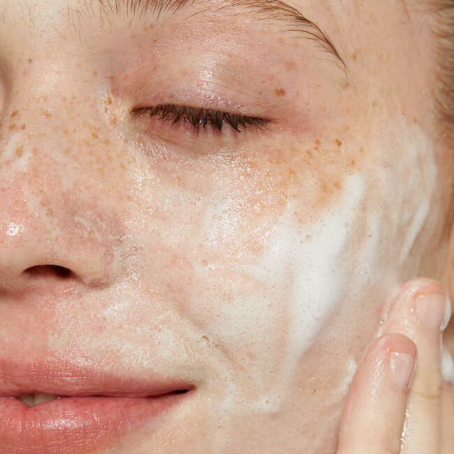 Dermalogica Oil to foam total cleanser  DERMALOGICA