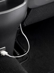 Nissan Qashqai | 2014 – 2021 Nissan Qashqai (2014-2021) - USB Oplaadpunt