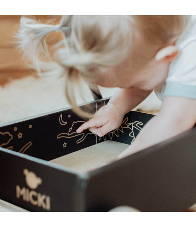 Micki | Houten duwwagen | 45 x 35 x 47 cm | Zwart | 1+   (gemonteerd)