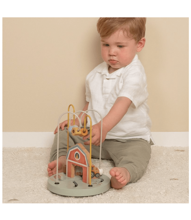 Little Dutch |  Little Farm | Houten Activiteitenspiraal |  ø 18 cm | H 24 cm | met 4 Zuignappen | 1+