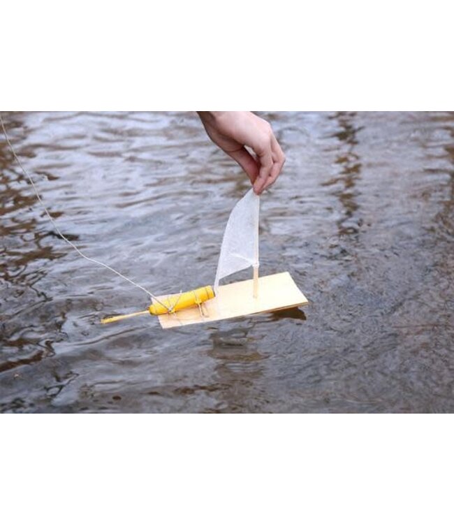 Kikkerland | Huckleberry Motor Boat | 8+