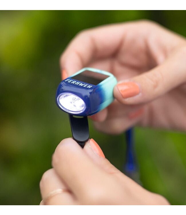 Moses | Oplaadbare Zaklamp met Karabijnhaak | 4,6 cm | 4+