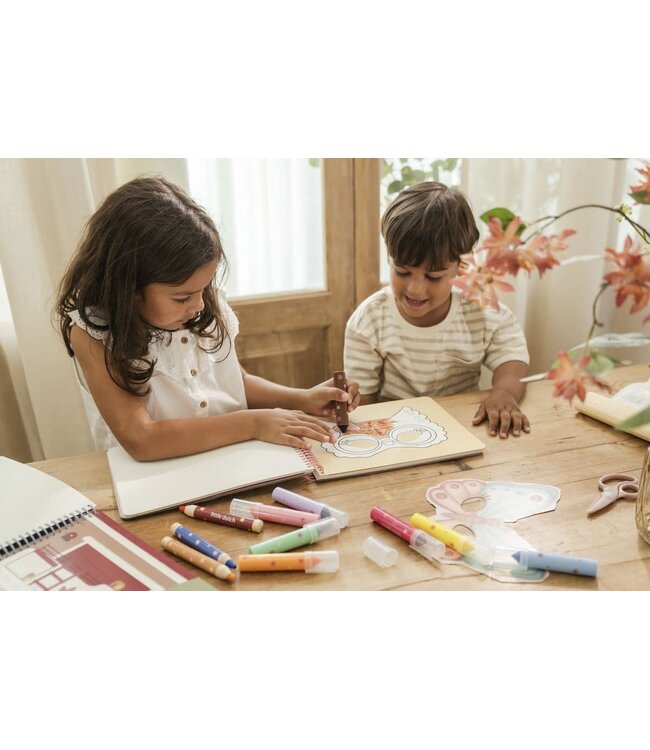 Little Dutch | Knutselboek Rosa & Friends | Maskers Maken | inclusief kindveilige Schaar | 3+