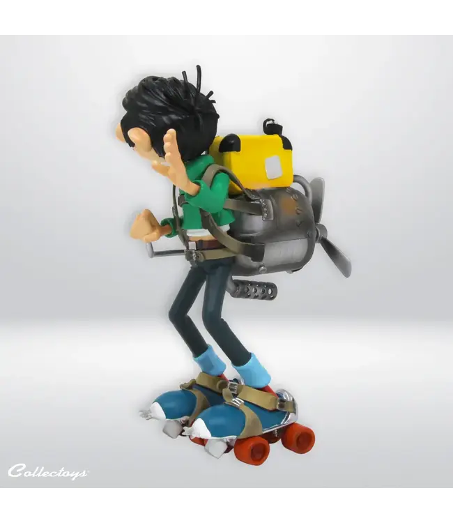 Collecttoys | Kunstharsfiguur | Guust Flater | met Gemotoriseerde Schaatsen | 16 cm