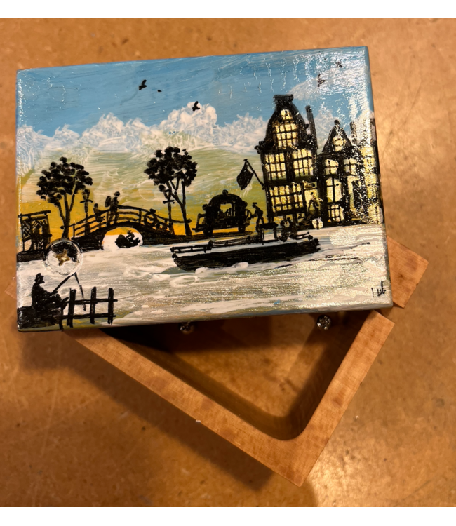 Houten Kistje | met de hand beschilderd | geschikt voor een Muziekmechaniek van € 7,50