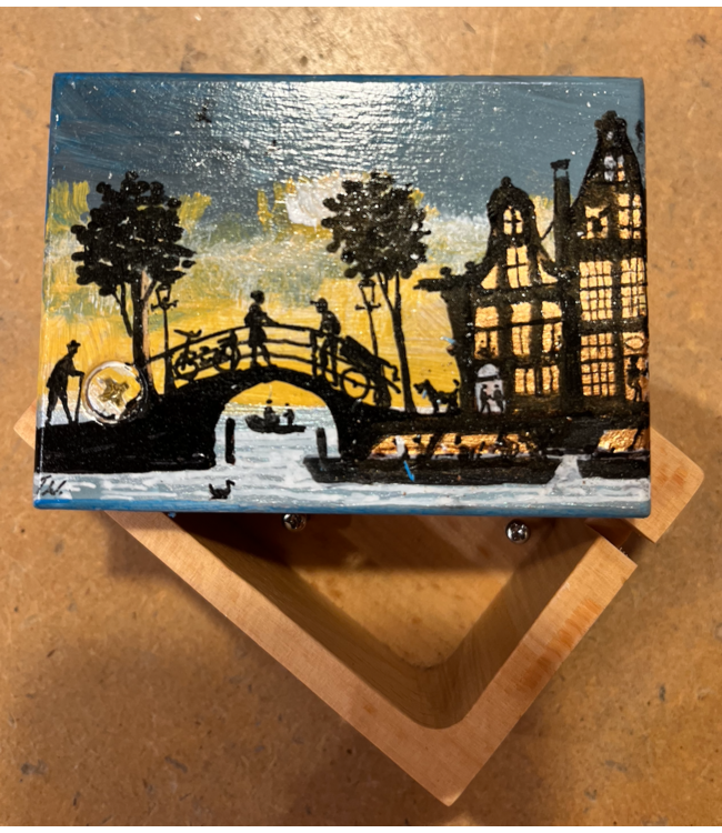 Houten Kistje | met de hand beschilderd | geschikt voor een Muziekmechaniek van € 7,50