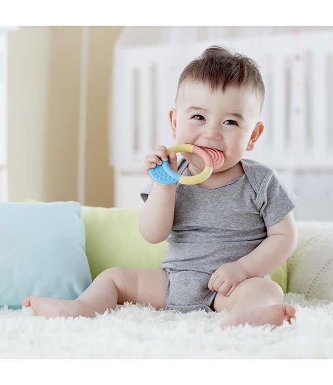 Hape | Made from Rise Based Materials | Teether Ring | 12,4 cm | 0+