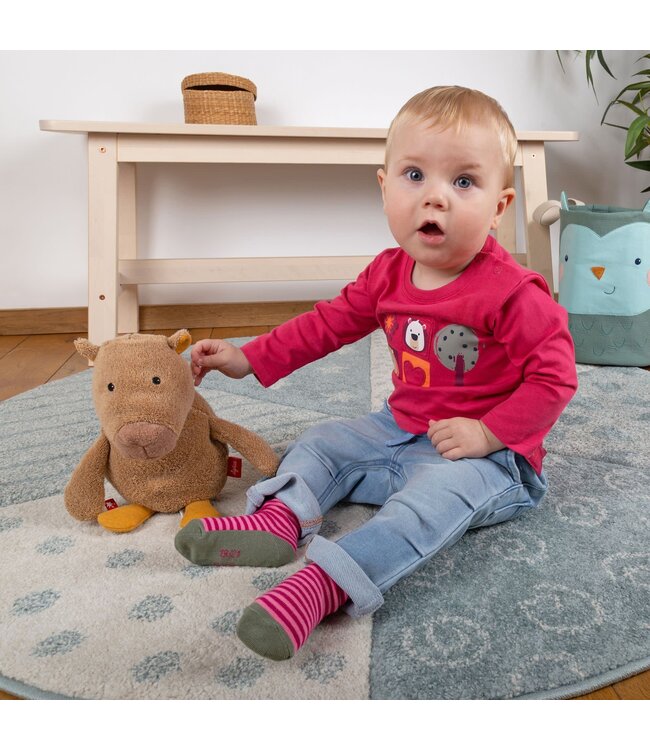 Sigikid | Cuddling capybara - Natural friends