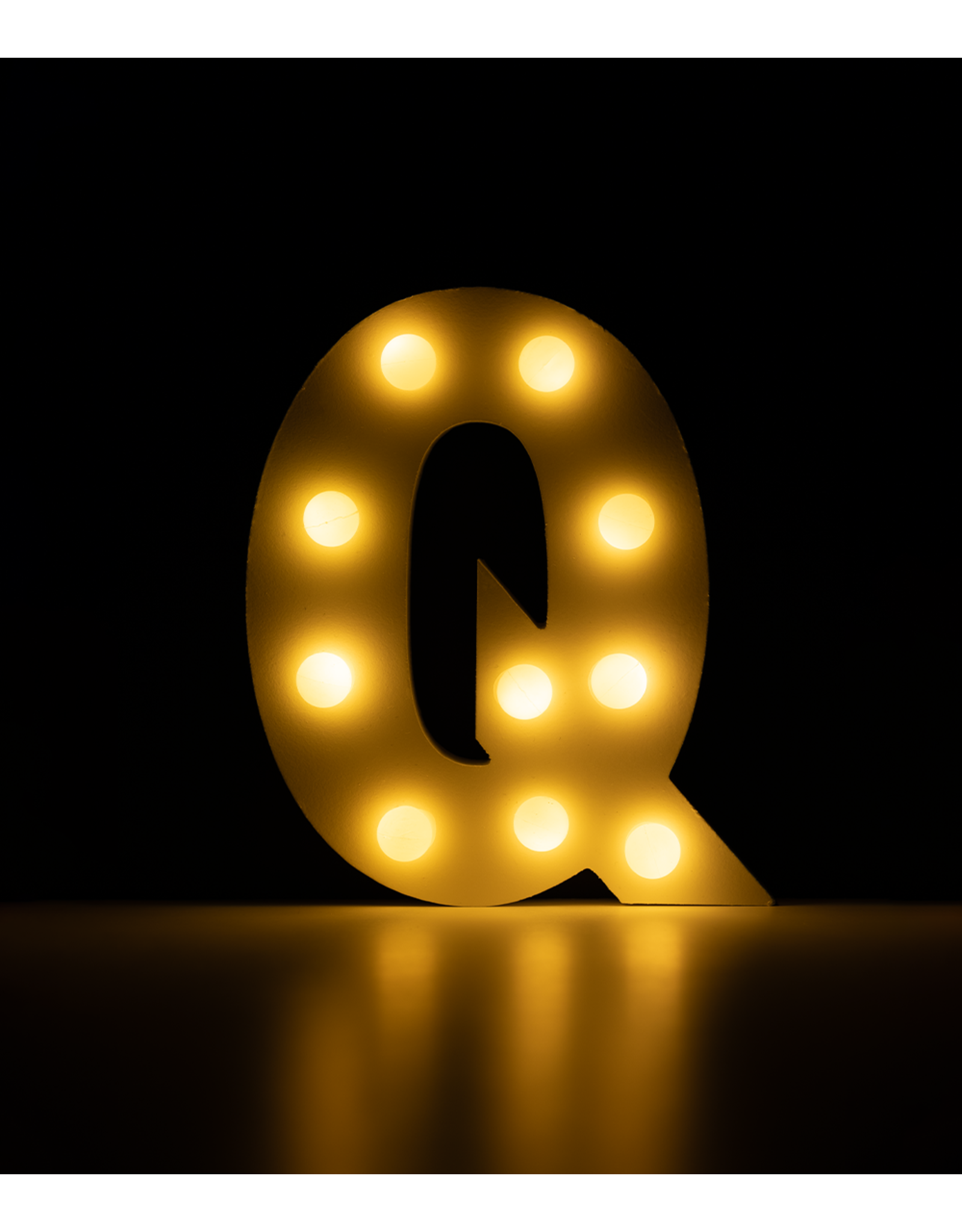 Light letter - Q