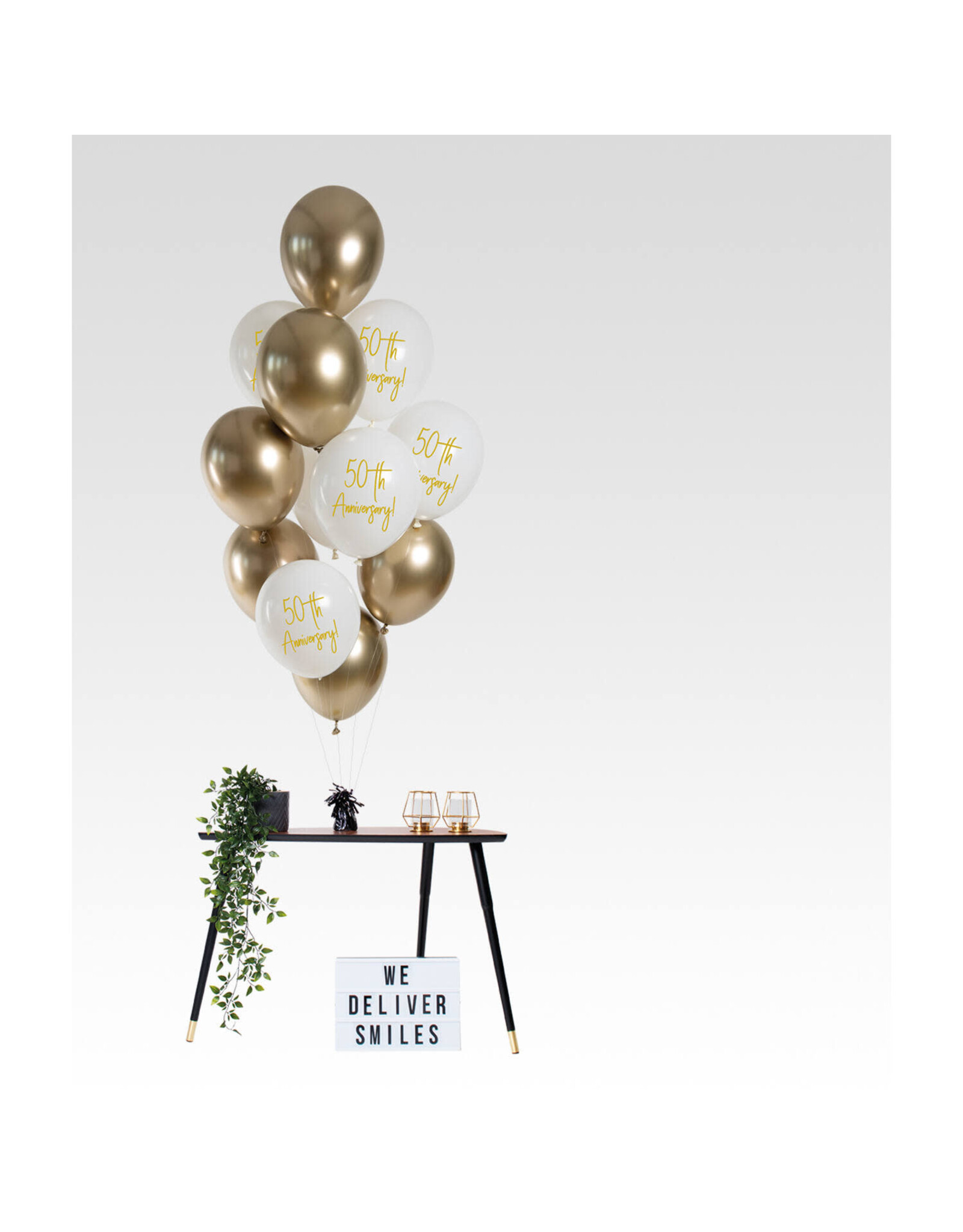 Latex ballonnenset golden 50th anniversary 33 cm 12 stuks