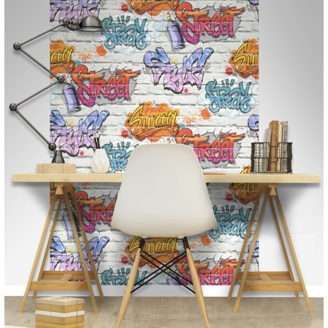 Dutch Wallcoverings Freestyle baksteen wit/graffiti blauw - papierbehang - 53cm x 10m - L179-05