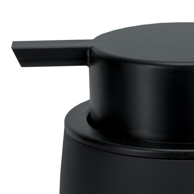 Kleine Wolke Zeeppomp Bonny Zwart