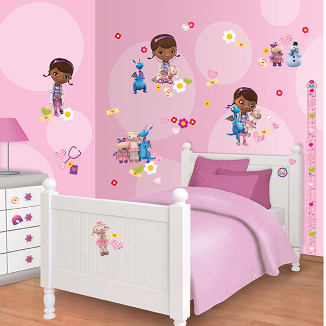 Walltastic Walltastic Decor Kit Doc McStuffins