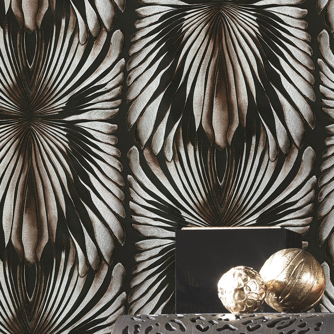 Dutch Wallcoverings Roberto Cavalli 8 - blad zwart/zilver - vliesbehang - 10m x 1,06m - 19002
