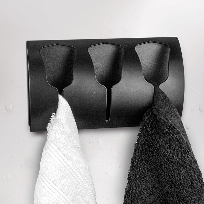 Kleine Wolke Triple Tulip Hooks zwart