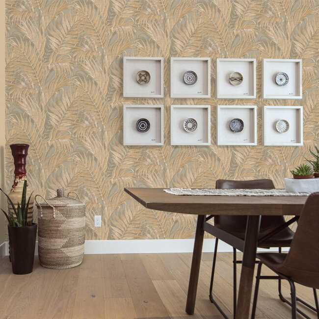 Dutch Wallcoverings Duch Wallcoverings - Grace Tropical palm leaf green/gold - vliesbehang - 10m x 53cm - GR322105