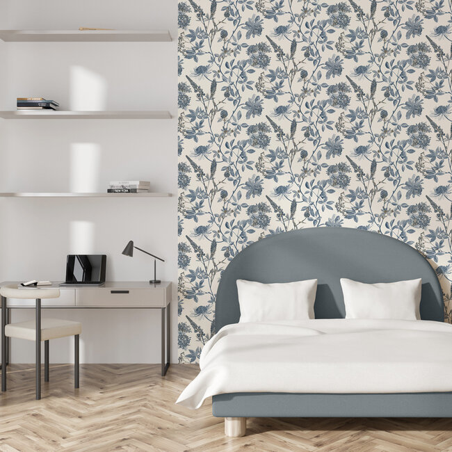 Dutch Wallcoverings Dutch Wallcoverings - Elegance- tak/bloem wit/blauw - Vliesbehang - 10m x 53cm - M458-01