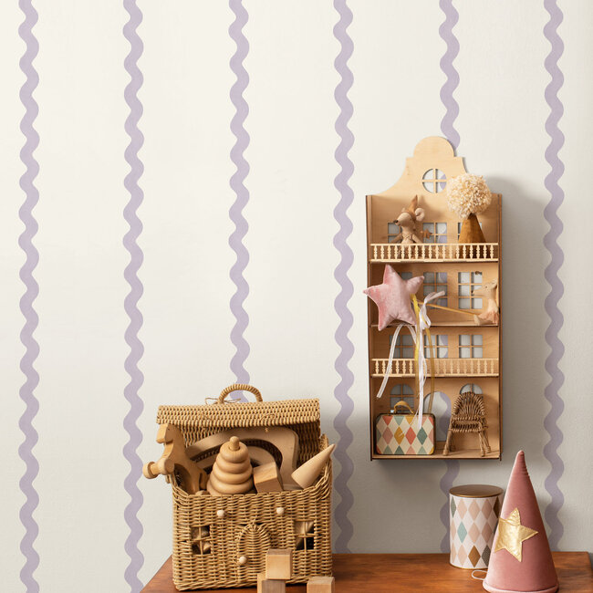 Dutch Wallcoverings Dutch Wallcoverings - Adventure Awaits - Do The Wiggle Stripe Lilac - Lilac - 13981