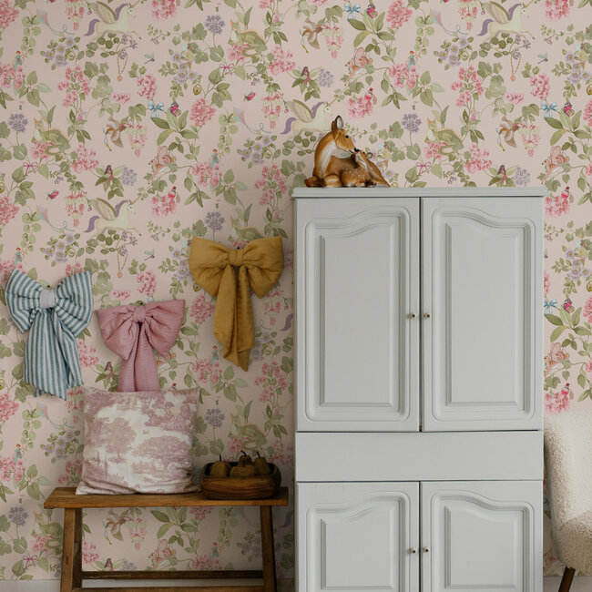 Dutch Wallcoverings Dutch Wallcoverings - Adventure Awaits - Away with the Fairies Pink - Pink - 14021