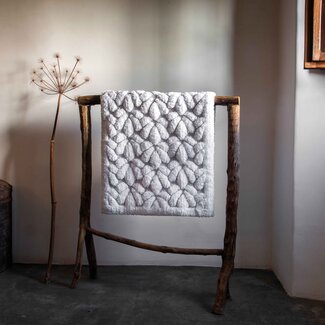 Dutch Wallcoverings Sorema - Badmat - Grace - White - 60x100cm Dutch Wallcoverings Sorema - Badmat - Grace - White - 60x100cm