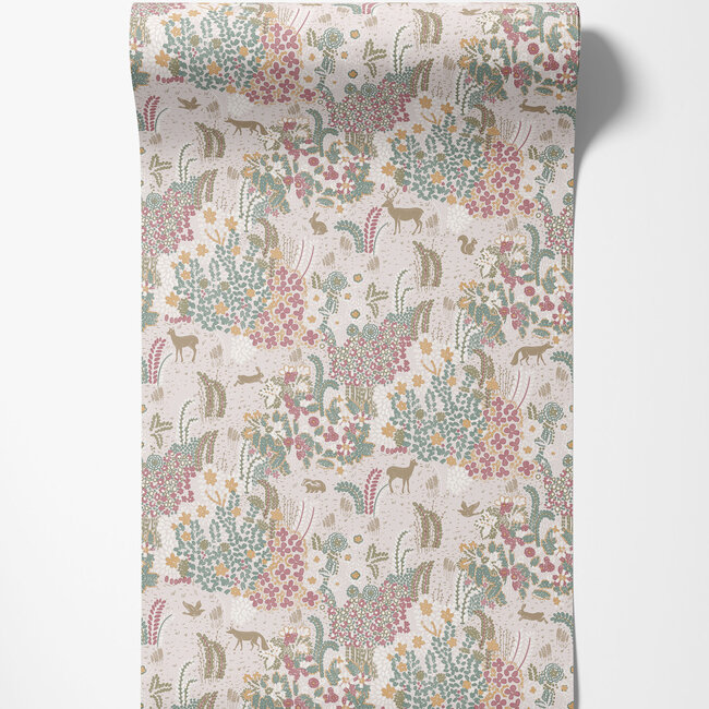 Dutch Wallcoverings Dutch Wallcoverings - Flora- bosdieren beige/groen - M867-03 - Vliesbehang - 53cm x 10m