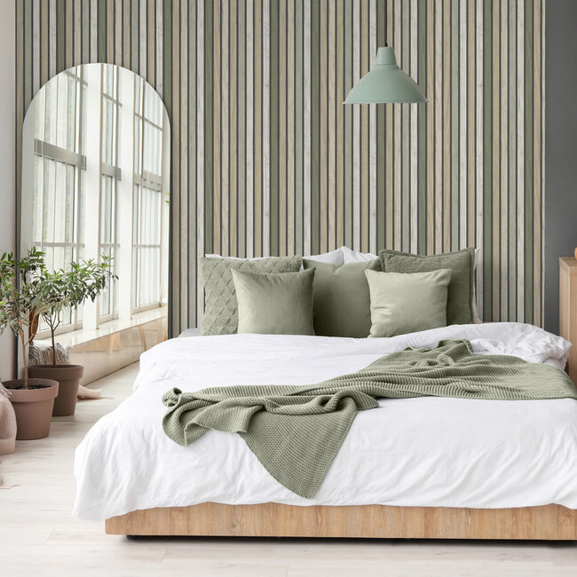 Dutch Wallcoverings Dutch Wallcoverings - Illusion- houten plankjes beige/groen - Vliesbehang - 10m x 53cm - B312-04