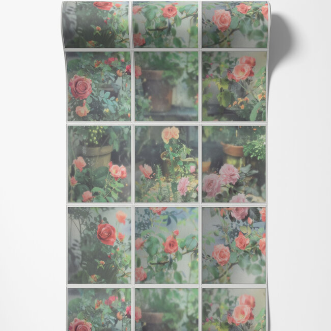 Dutch Wallcoverings Dutch Wallcoverings - Illusion- rozen/ruit groen/roze - Vliesbehang - 10m x 53cm - M899-04