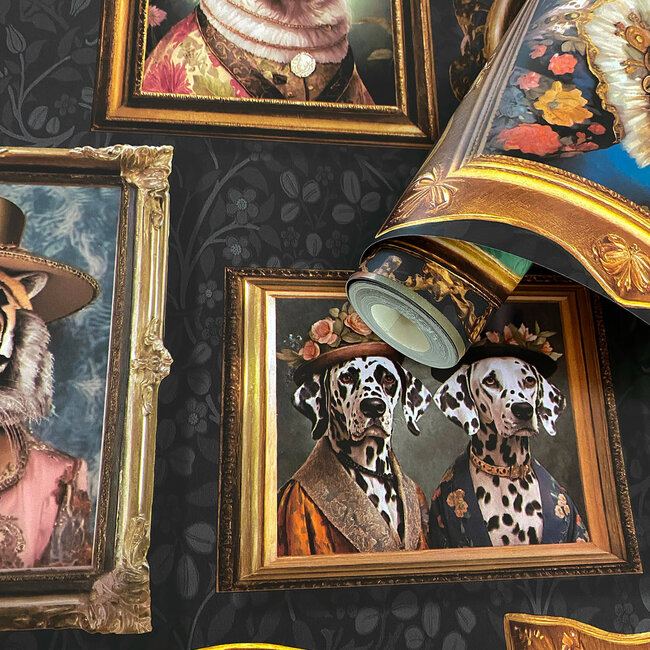 Dutch Wallcoverings Dutch Wallcoverings - Imaginarium 3 - Regal Beasts Charcoal - Papierbehang - 10m x 53cm - 13790