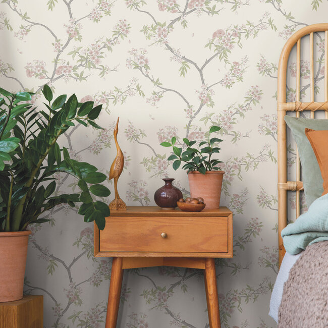 Dutch Wallcoverings Dutch Wallcoverings - Imaginarium 3 - Cherry Blossom Pink Cream - Papierbehang - 10m x 53cm - 14213