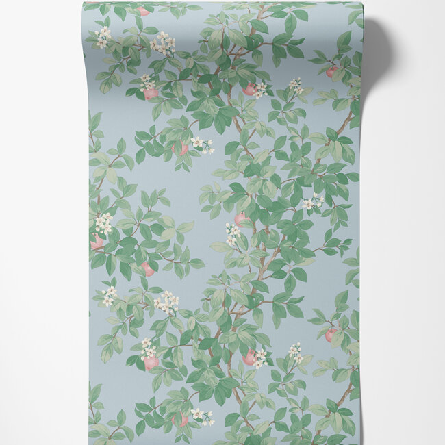 Dutch Wallcoverings Dutch Wallcoverings - Imaginarium 3 - Orange Tree Sky Blue - Papierbehang - 10m x 53cm - 14243