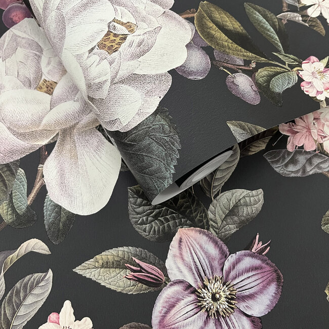 Dutch Wallcoverings Dutch Wallcoverings - FC Tales of the Manor - Pendula Charcoal - Vliesbehang - 10m x 53cm - 91911