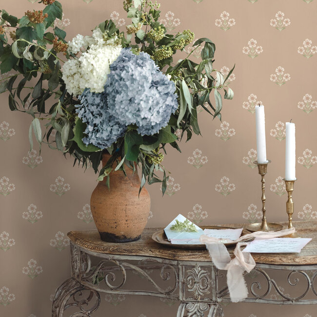 Dutch Wallcoverings Dutch Wallcoverings - FC Tales of the Manor - Isadora Plaster - Vliesbehang - 10m x 53cm - 91990