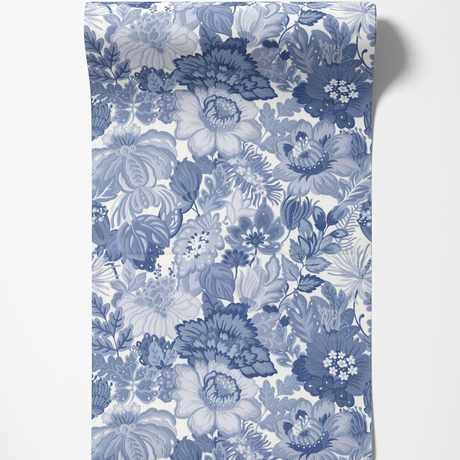 Dutch Wallcoverings Dutch Wallcoverings - Tahiti - Coccinella blauw/wit - Vliesbehang - 10m x 53cm - 13361