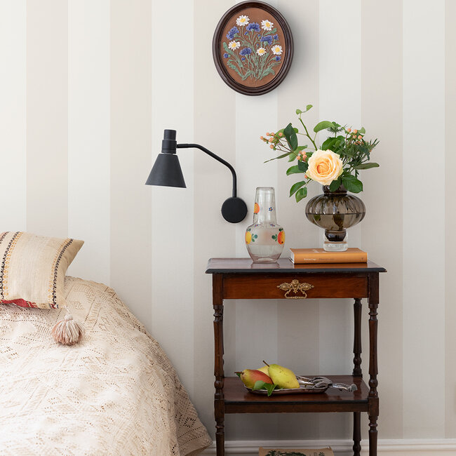 Dutch Wallcoverings Dutch Wallcoverings - FC Angas- Fredrik Beige - Vliesbehang - 10m x 53cm - 13119