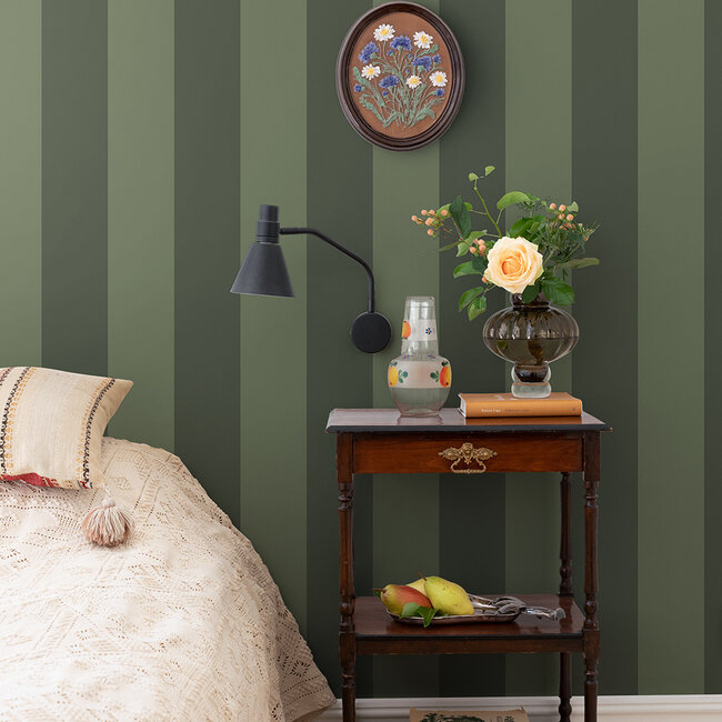 Dutch Wallcoverings Dutch Wallcoverings - FC Angas- Fredrik Green - Vliesbehang - 10m x 53cm - 13123
