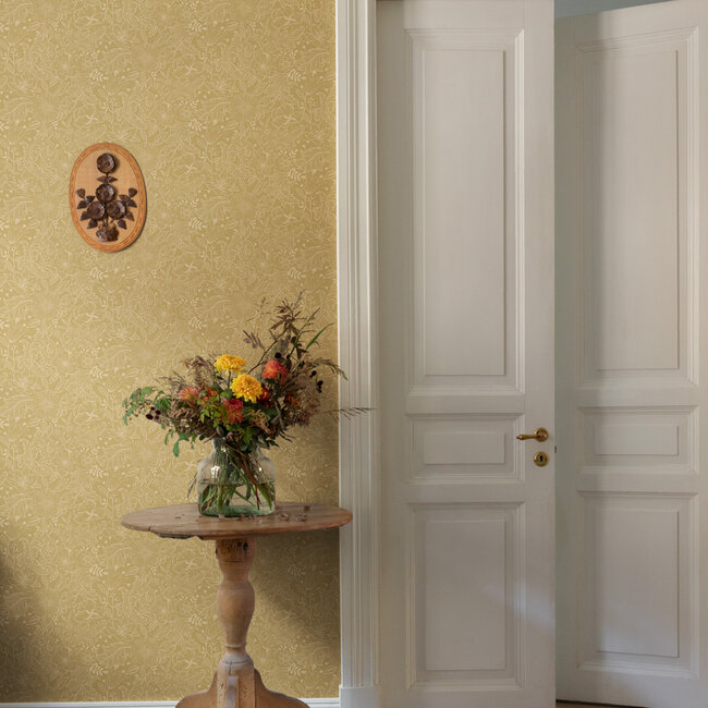 Dutch Wallcoverings Dutch Wallcoverings - FC Angas- Wilma Yellow - Vliesbehang - 10m x 53cm - 13127