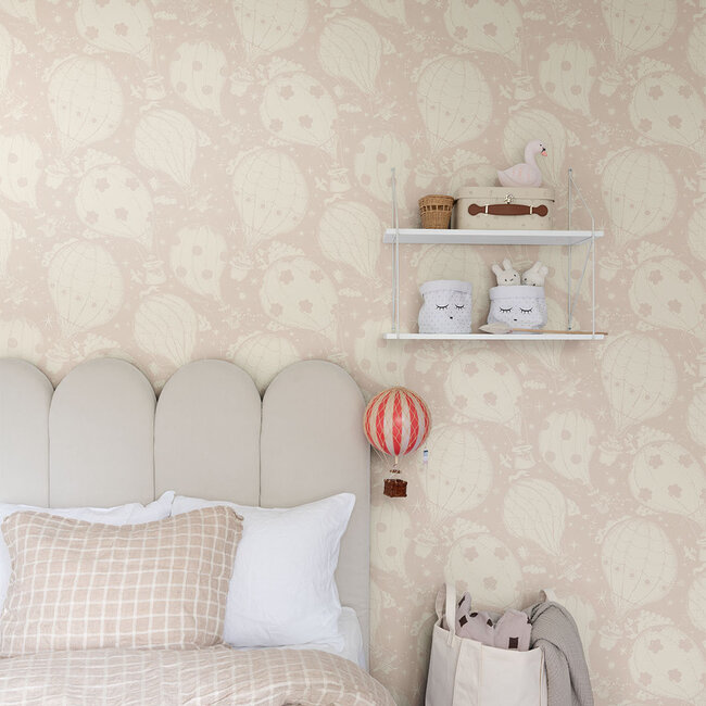 Dutch Wallcoverings Dutch Wallcoverings - FC Resan- Ballongerna Pink - Vliesbehang - 10m x 53cm - 29003