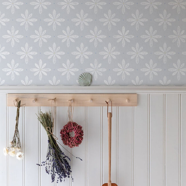 Dutch Wallcoverings Dutch Wallcoverings - FC Havsblick- Flora Blue - Vliesbehang - 10m x 53cm - 39008