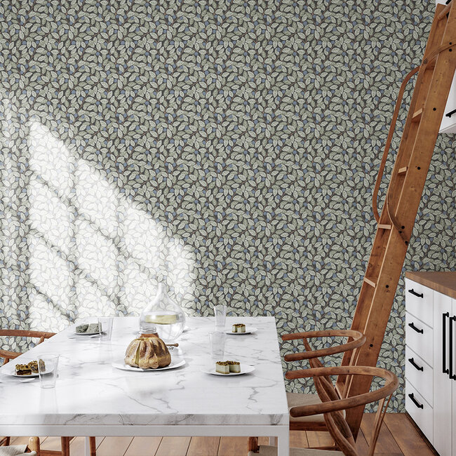 Dutch Wallcoverings Dutch Wallcoverings - FC Klara & Tove- Blåbär small Dark blue - Vliesbehang - 10m x 53cm - 26028