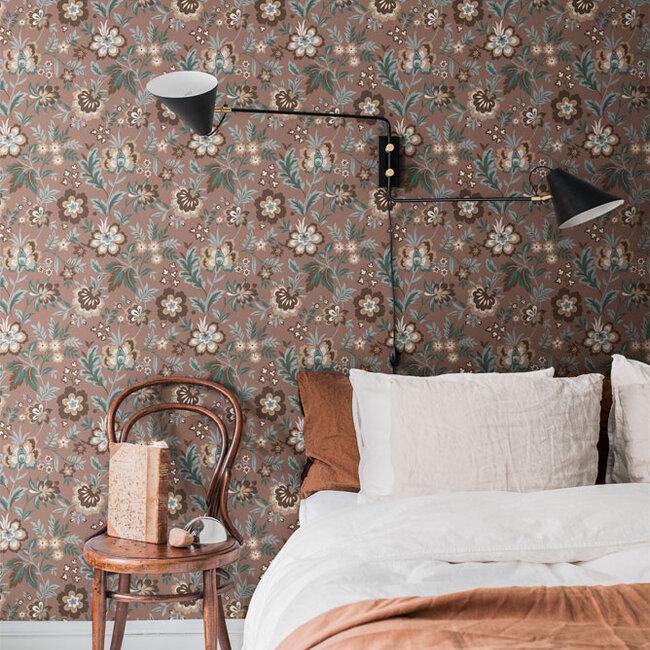 Dutch Wallcoverings Dutch Wallcoverings - FC Lyckebo- Mirabelle Red - Vliesbehang - 10m x 53cm - 28003