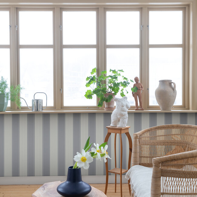 Dutch Wallcoverings Dutch Wallcoverings - FC Ortagard- Fred Blue - Vliesbehang - 10m x 53cm - 92126