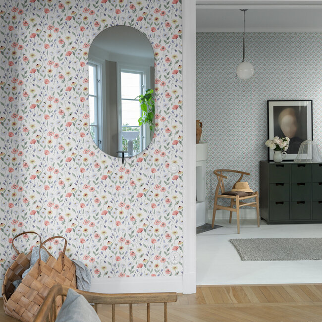 Dutch Wallcoverings Dutch Wallcoverings - FC Rosenlycka- Flowers Clear - Vliesbehang - 10m x 53cm - 43102
