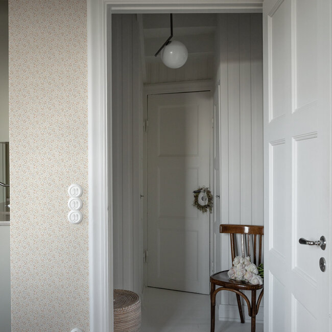 Dutch Wallcoverings Dutch Wallcoverings - FC Rosenlycka- Mini Flowers Beige - Vliesbehang - 10m x 53cm - 43129