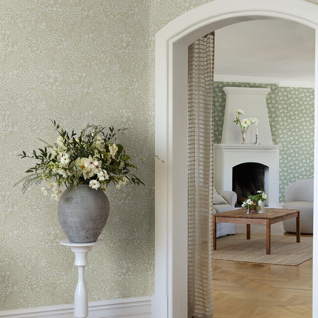 Dutch Wallcoverings Dutch Wallcoverings - FC Saltviken- Siv Green - Vliesbehang - 10m x 53cm - 48003