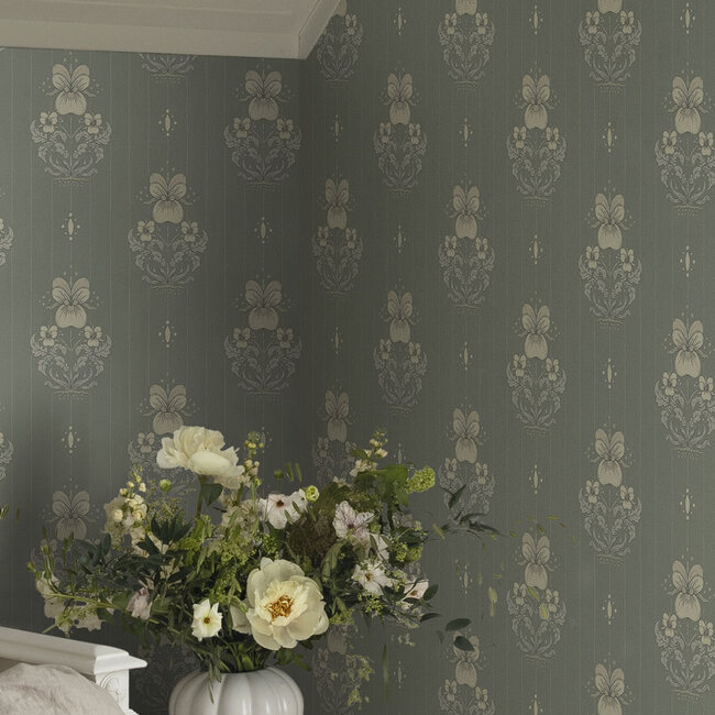 Dutch Wallcoverings Dutch Wallcoverings - FC Saltviken- Gullvie Green - Vliesbehang - 10m x 53cm - 48007