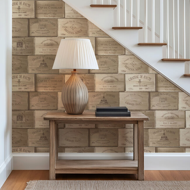 Dutch Wallcoverings Exposed wijnkisten beige - vliesbehang - 10m x 53cm - PE11011