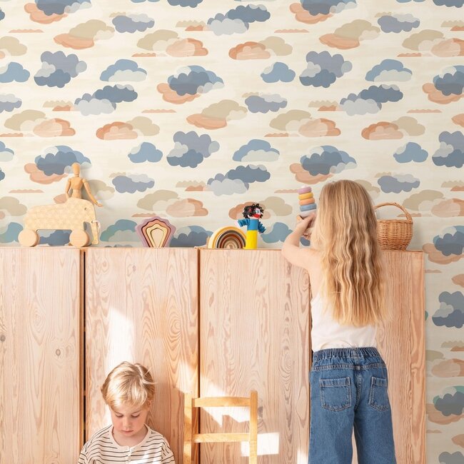 Dutch Wallcoverings Dutch Wallcoverings - Little Dreamers- Figari blauw - Vliesbehang - 10m x 53cm - LD2015